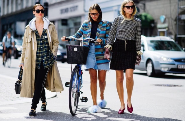 Bosan Pakai T-shirt dan Jeans? Cek 5 Cara Mengenakan Basic Outfit Agar Terlihat Elegan