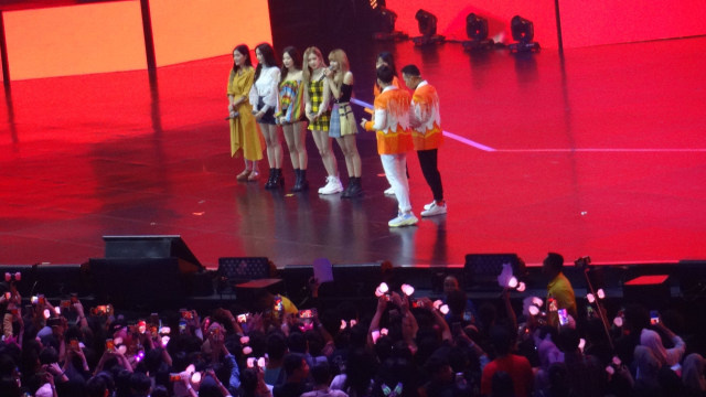 Blackpink di acara Shopee Road To 12.12. (Foto: Niken Nurani/kumparan)