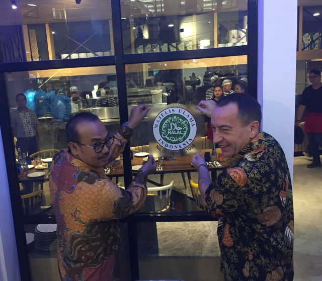 Pizza Marzano halal (Foto: Kartika Pamujiningtyas/kumparan)
