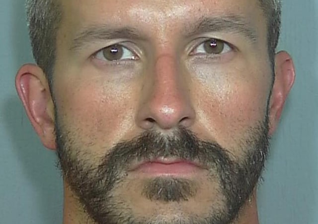 Pelaku pembunuhan istri dan anak di AS Christopher Watts divonis seumur hidup. (Foto: REUTERS/RJ Sangosti)