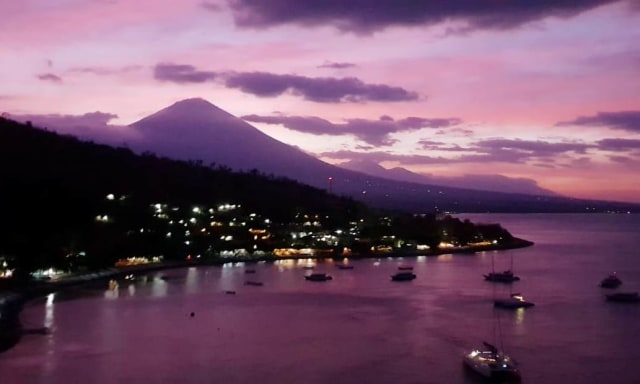 Sunset Point, Titik Terbaik Nikmati Keindahan Amed Karangasem