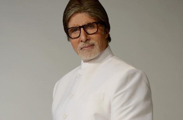 5 Fakta Amitabh Bachchan, Bintang Bollywood Pelunas Utang 1.398 Petani (1)