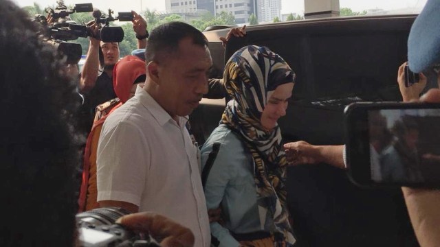 Angel Lelga di Polda Metro Jaya, Rabu (21/11/2018). (Foto: Giovanni/kumparan)