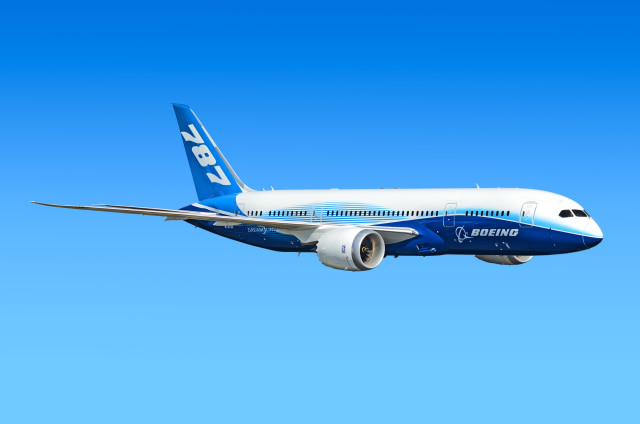 Pesawat Boeing 787 Mengudara Foto: Shutter Stock