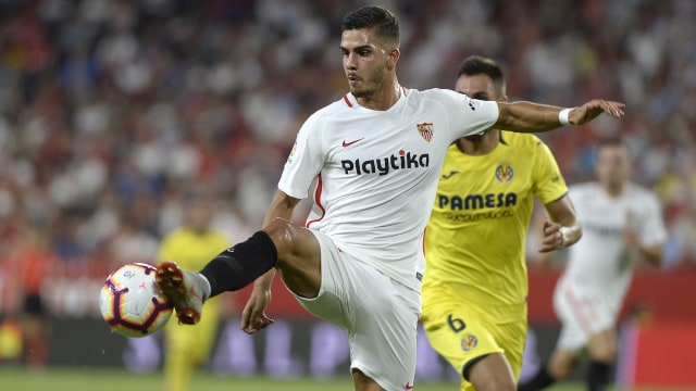 Aksi Andre Silva bersama Sevilla. Foto: Christina QUICLER / AFP