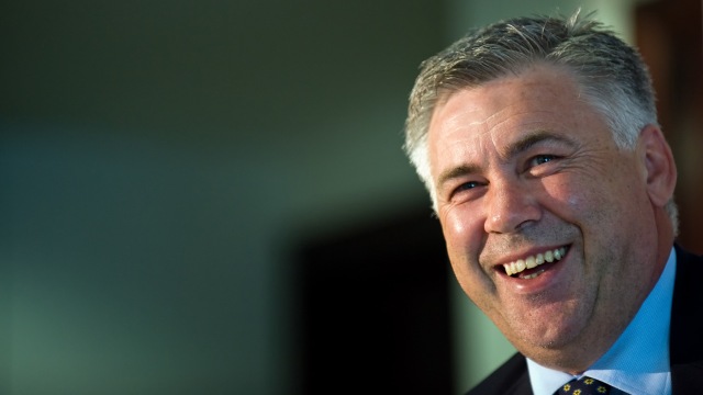 The smiling Ancelotti! (Foto: LEON NEAL / AFP)