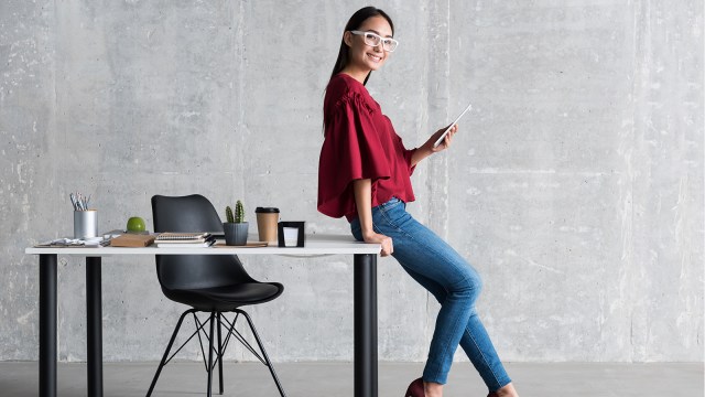 Ilustrasi Perempuan Karier. Foto: Shutterstock