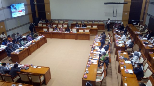 Suasana Rapat Komisi VIII DPR RI dan Kementerian Agama Republik Indonesia. (Foto: Fahrian Saleh/kumparan)