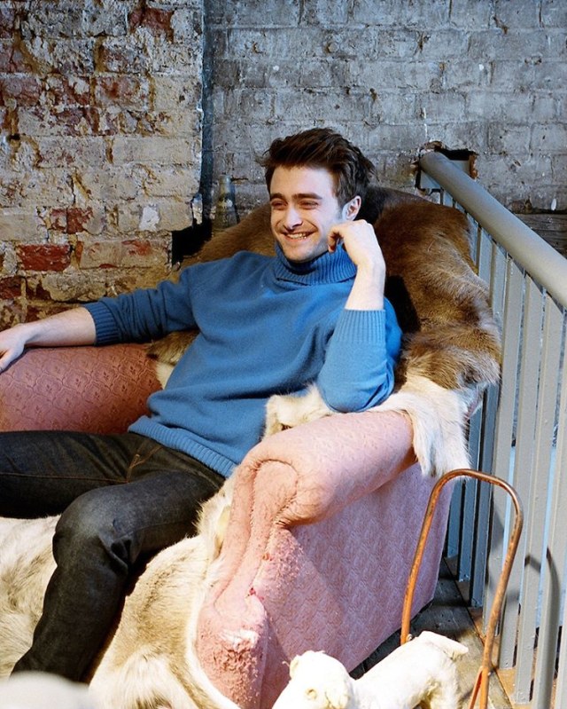 Terungkap 5 Fakta Daniel Radcliffe Enggan Menonton Serial Harry Potter (5)