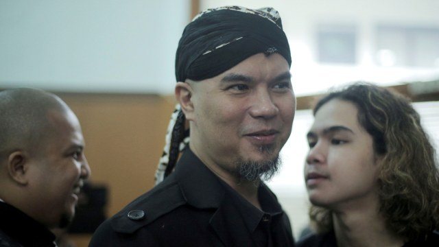 Ahmad Dhani di Pengadilan Negeri Jakarta Selatan. (Foto: ANTARAFOTO/Raya)