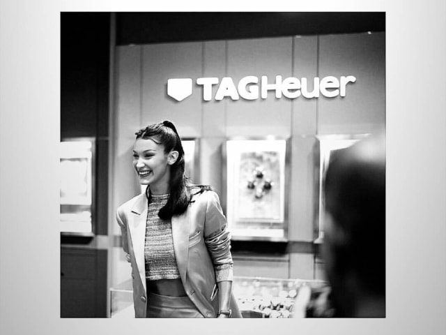 Bella Hadid selalu menebar senyum  (Foto: dok. Instastory Bella Hadid)