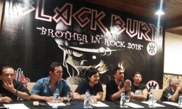 Bertahan di Jalur  Classic Rock Band, Black Burn Berusaha Bangkit Lagi