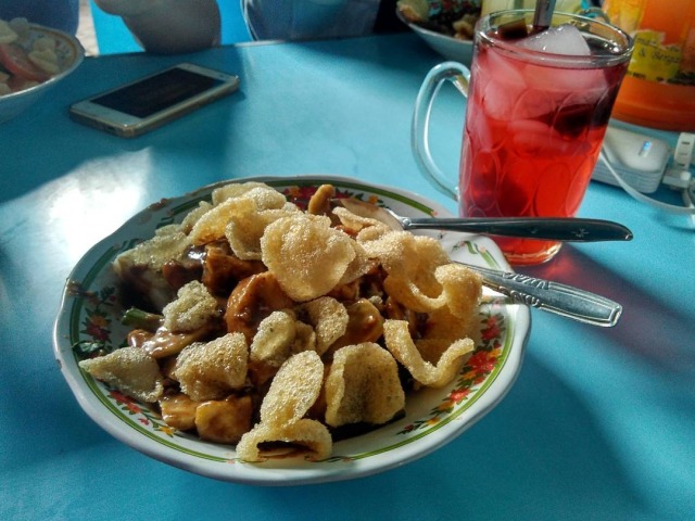 Ilustrasi Rujak Petis Welirang (Foto: Instagram @ponorogokuliner)