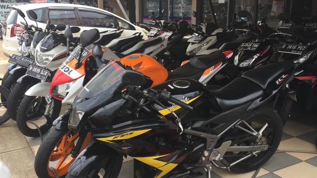 Ilustrasi diler motor bekas (Foto: Aditya Pratama Niagara/kumparanOTO)