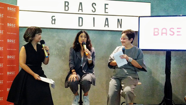 Konferensi pers Dian Sastrowaryodo dan BASE Entertainment. (Foto: Maria Gabrielle Putrinda/kumparan)