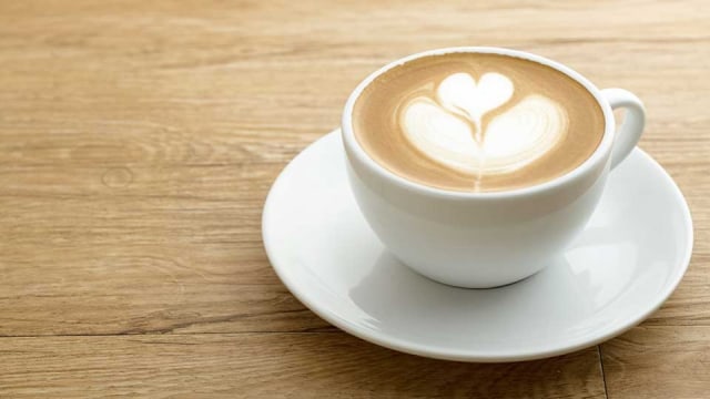 Perlukah Memberikan Kopi pada Bayi untuk Mencegah Step?
