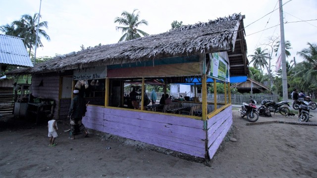 Warkop di Desa Bireuen, Aceh. (Foto: Zuhri Noviandi/kumparan)