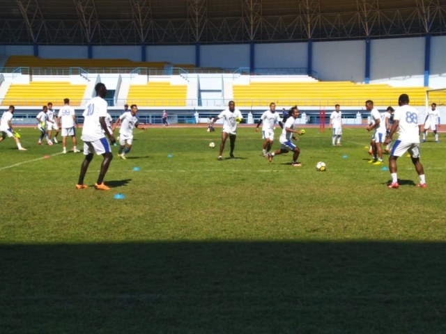 Bawa 18 Pemain, Persib Sertakan Febri Hariyadi ke Lamongan