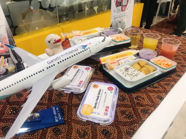 Menu HokBen untuk sejumlah penerbangan Garuda Indonesia. (Foto: Toshiko Potoboda/kumparan)