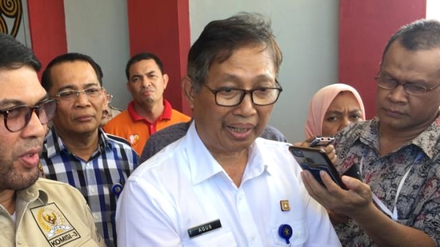 Kepala Kantor Wilayah Kementerian Hukum dan Hak Asasi Manusia Aceh, Agus Toyib (tengah). (Foto: Zuhri/kumparan)