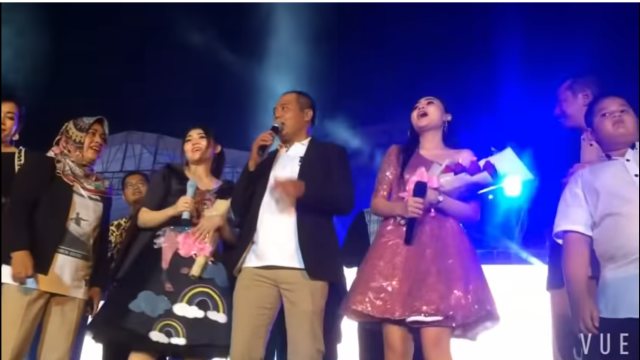 Jarang Duet, Ini 5 Momen Via Vallen dan Nella Kharisma Sepanggung  (3)
