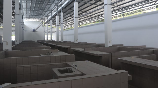 Tempat Pelelangan Ikan (TPI) Labuan Bajo yang baru. (Foto: Helinsa Rasputri/kumparan)