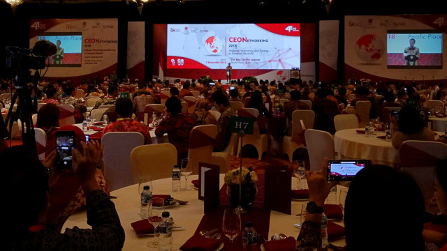 Presiden Joko Widodo menghadiri CEO Networking di Ritz-Carlton Pacific Place Jakarta. (Foto: Jihad Akbar/kumparan)