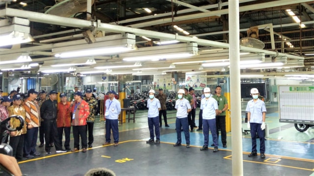Suasana lokasi perakitan motor Yamaha di Pulo Gadung. (Foto: Jihad Akbar/kumparan)