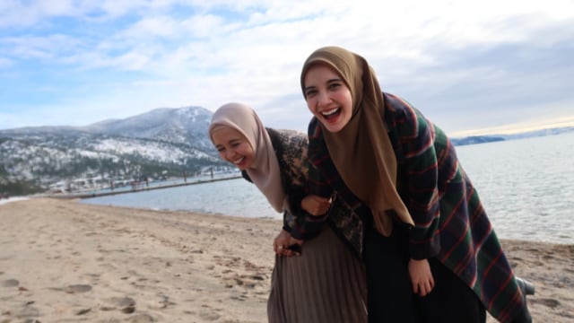 Laudya Cynthia Bella dan Zaskia Sungkar liburan ke Amerika Serikat. (Foto: instagram/laudyacynthiabella)