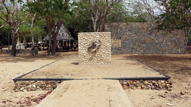 Gerbang masuk Pulau Komodo di Labuan Bajo, NTT (Foto: Helinsa Rasputri/kumparan)