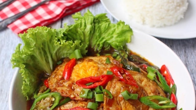 Ilustrasi Telur Ceplok Kecap Pedas (Foto: Instagram @resepkokiid)