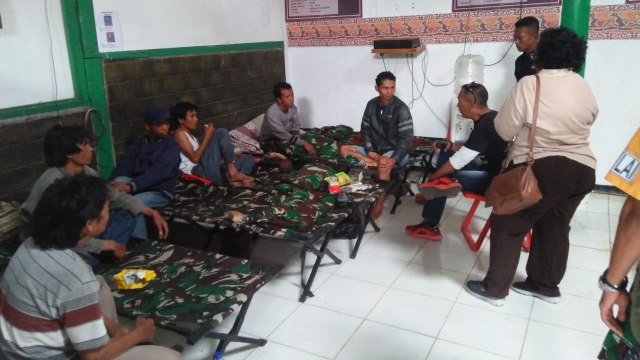 Korban selamat dari KKB Papua. (Foto: Dok. Pendam Cenderawasih)