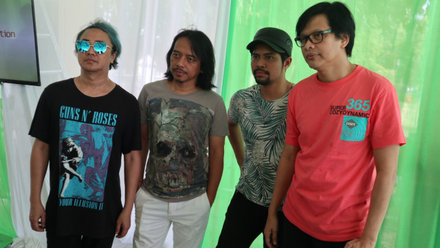 Grup band gigi menghadiri acara penanaman pohon trembesi. (Foto: Nuryatin Phaksy Sukowati/kumparan)