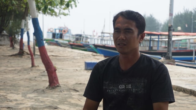 Salah satu ketua RT di Pulau Pari, Edi Mulyono. (Foto: Iqbal Firdaus/kumparan)