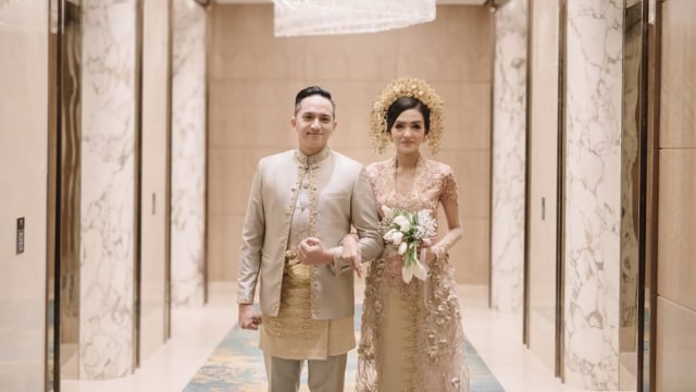 Ge Pamungkas dan Anastasia Herzigova. (Foto: Instagram @Imagenic)