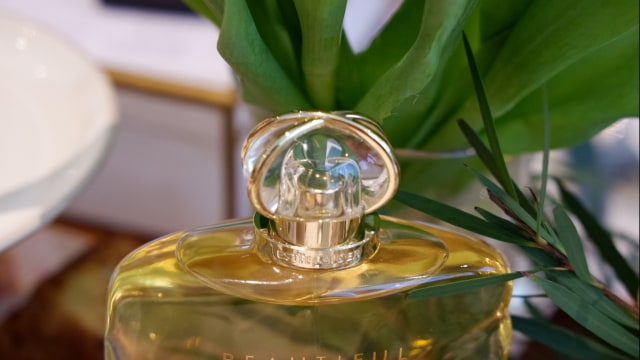 Parfum terbaru Estee Lauder Beautiful Belle. (Foto: Gina Yustika Dimara/kumparan)