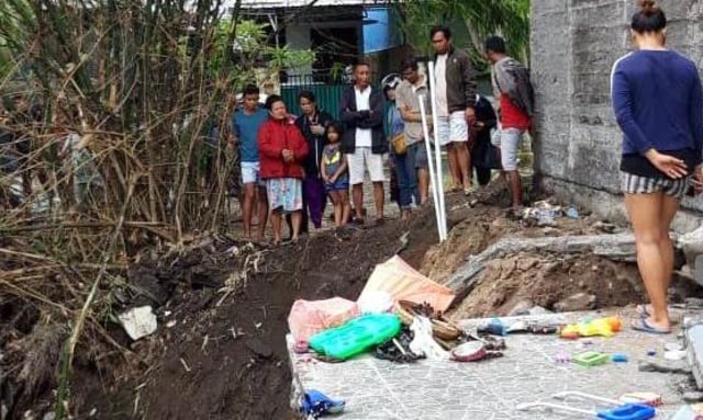 Merasa Terancam, Tetangga Korban Rumah Longsor di Gianyar Mengungsi