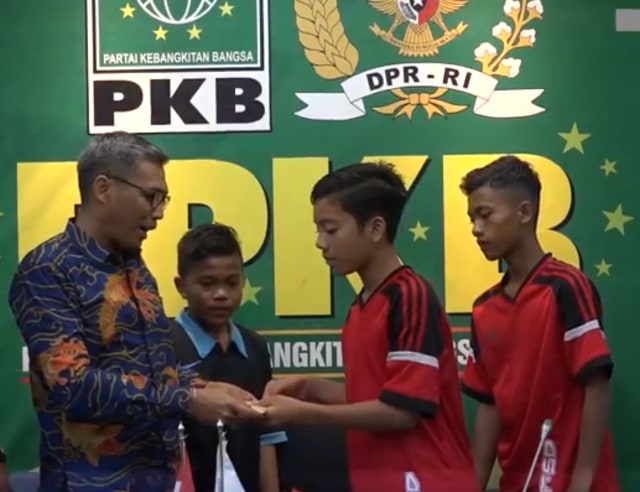 Mafirion, Pecinta Sepak Bola yang Siap Bertarung di Pemilihan Umum 2019