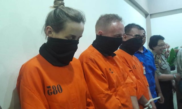 3 WNA Buronan Interpol Kasus Penipuan Ditangkap di Bandara Ngurah Rai