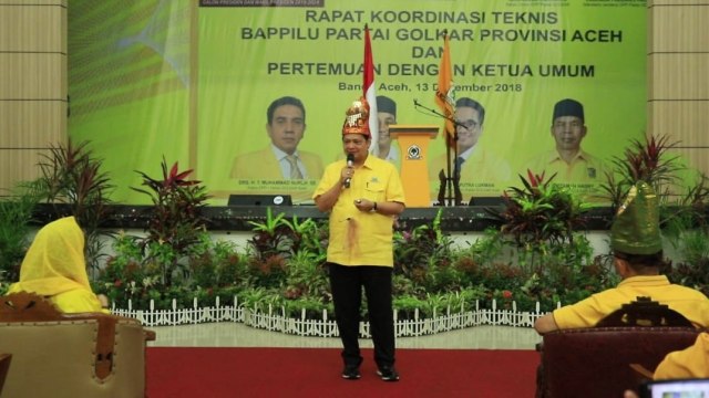 Ketua Umum Partai Golkar Airlangga Hartarto di acara Rapat Koordinasi Teknis Bappilu Partai Golkar di Provinsi Aceh. (Foto:  Zuhri Noviandi/kumparan)