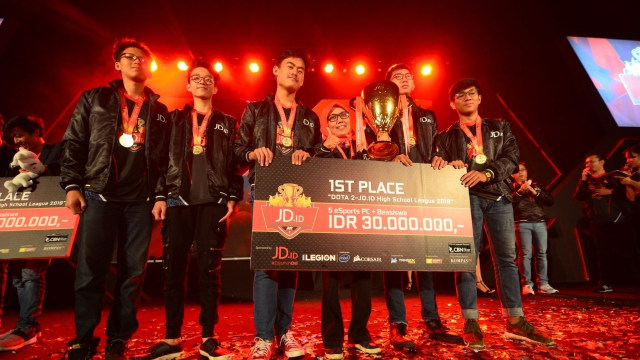 Tim eSports SMA Negeri 7 Bandung Sabet Posisi Terbaik JD.ID HSL 2018. (Foto: Humas JD.ID HSL 2018)