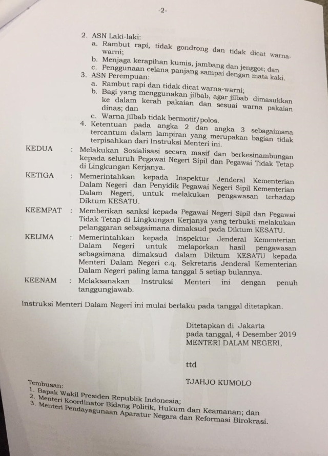 Instruksi Mendagri tentang Pakaian Dinas. (Foto: Andreas Ricky/kumparan)