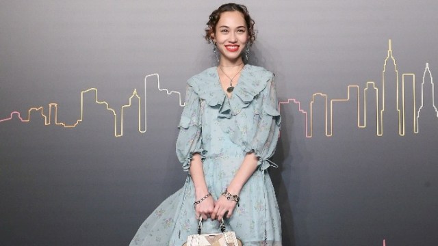 Model Jepang sekaligus salah satu ambassador Coach saat show Coach Pre Fall 2019 di Shanghai, China. (Foto: Dok. Coach)