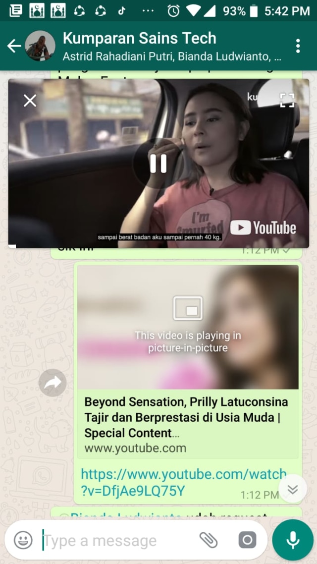 Fitur picture in picture WhatsApp di Android. (Foto: kumparan)