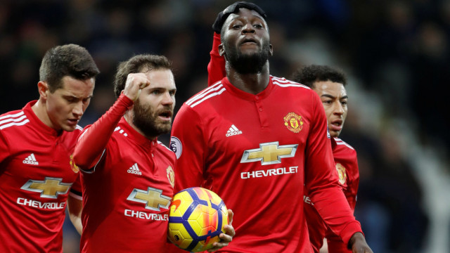 3 Duel Pemain yang Bisa Panaskan Laga Liverpool vs Manchester United (3)