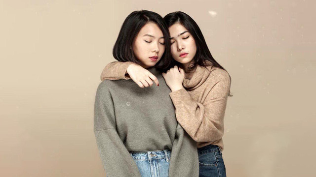Rara Sekar (kiri) dan Isyana Sarasvati. (Foto: Instagram/@isyanasarasvati)
