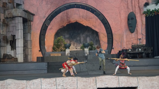 Pertunjukan Dinoland di Dunia Fantasi (Foto: Niken Nurani / kumparan)