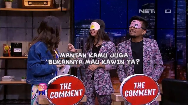 Luna Maya dan Yuki Kato di The Comment NET (Foto: YouTube The Comment)