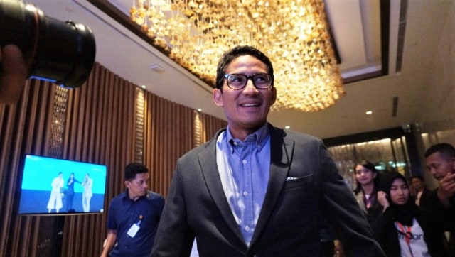 Calon Wakil Presiden Nomor urut 2, Sandiaga Uno (kanan), hadir saat peluncuran kumparan Pemilupedia, Hotel The Westin, Jakarta Selatan, Senin (17/12/2018) (Foto: Jamal Ramadhan/kumparan)