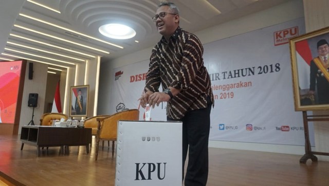 Ketua KPU Arief Budiman di acara diskusi kesiapan KPU menyelenggarakan pemilu serentak tahun 2019 di KPU, Jakarta, Selasa (18/12/2018). (Foto: Irfan Adi Saputra/kumparan)